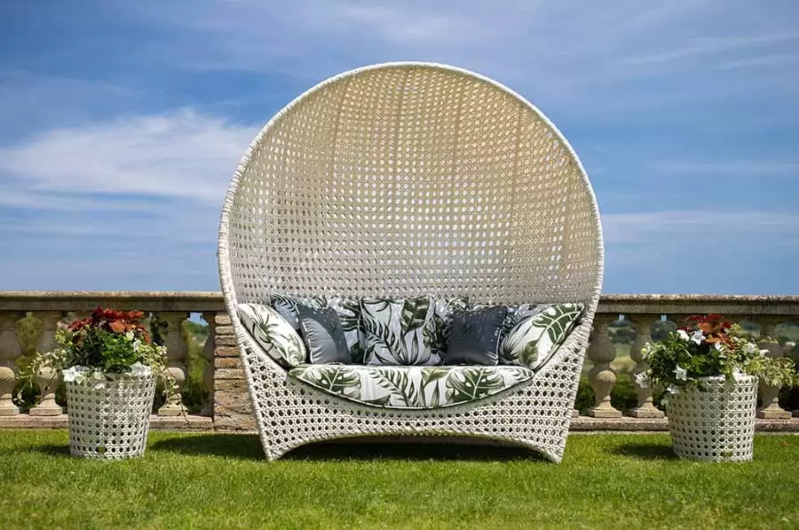 Altair Resin chair
